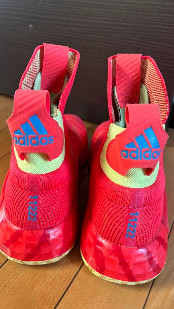 シューズ(男性用) adidas N3xt L3v3l Shock Red