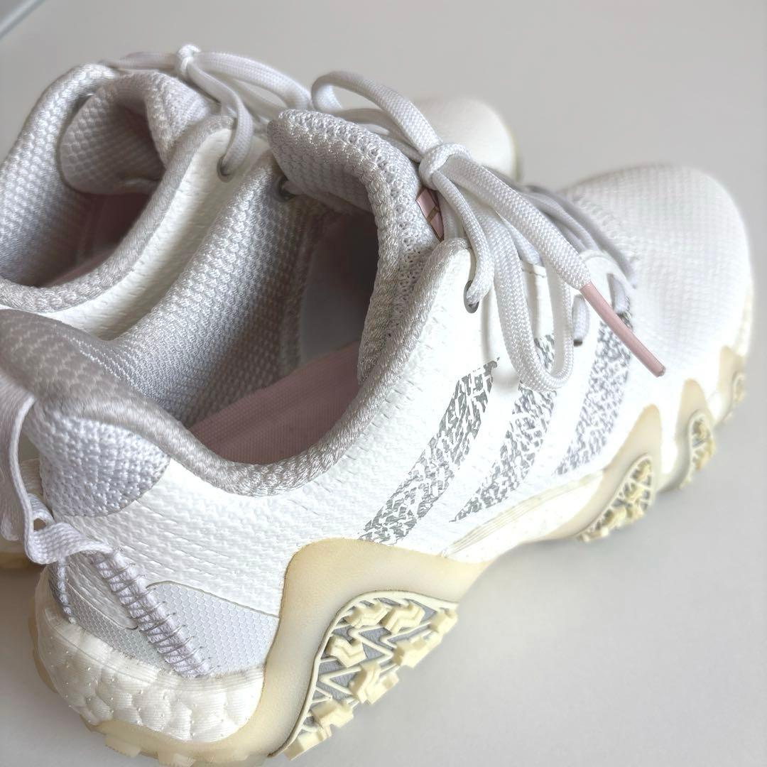 未使用級美品！adidasコードカオス ゴルフシューズ白23.5cm レディース