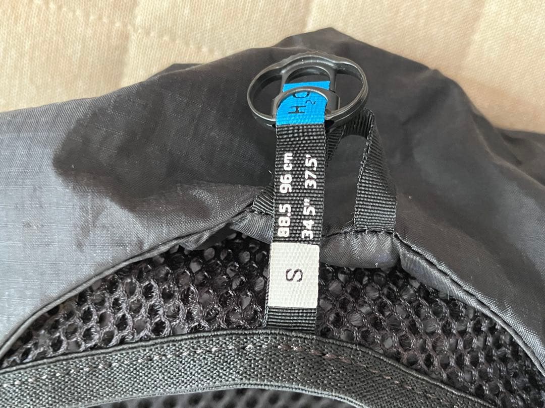SALOMON ACTIVE SKIN 8 ブラック サイズS