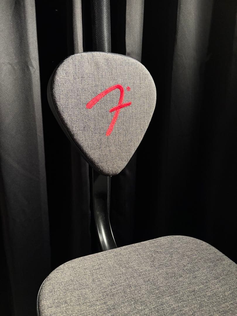 Fender 椅子 チェア ギタースタンド足付き