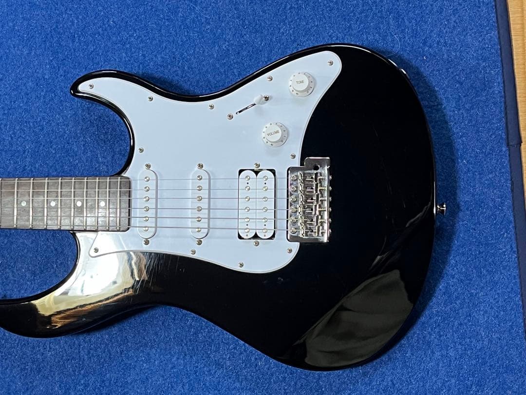 YAMAHA PACIFICA PAC012 付属品あり