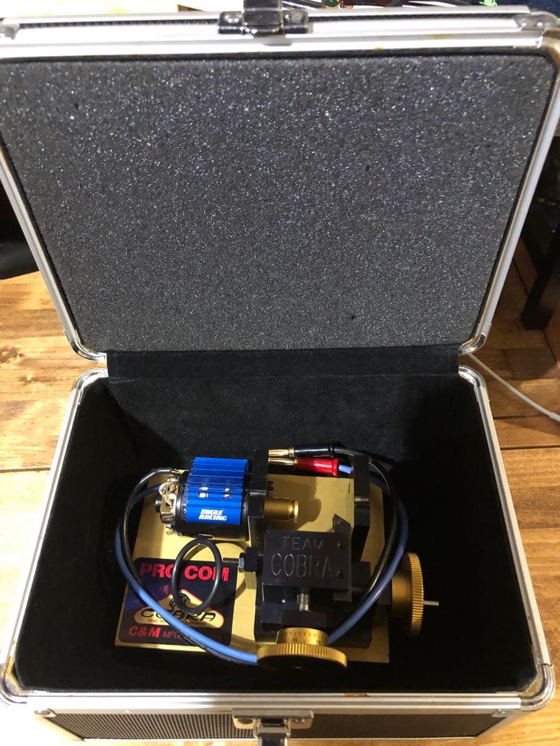 【貴重美品】コミュテーターteam COBRAモーター用ローター研磨機　ケース付