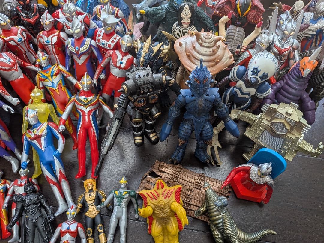 ウルトラマン・仮面ライダー フィギュアセット