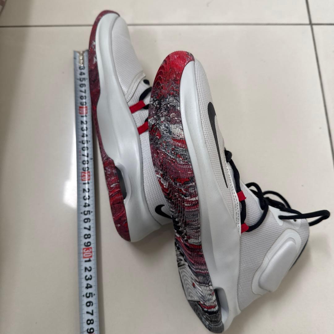 Nike バスケットボールシューズ ホワイト/ブラック/レッド