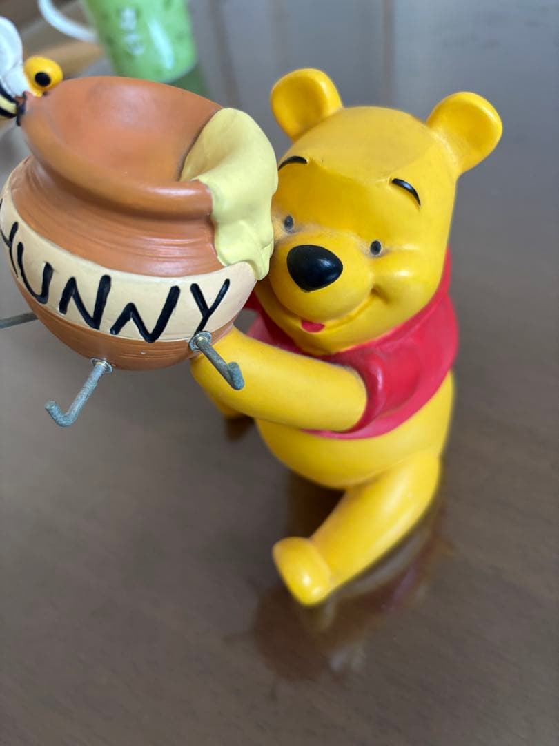 プーさん ハチミツ壺 フィギュア 鍵かけスタンド