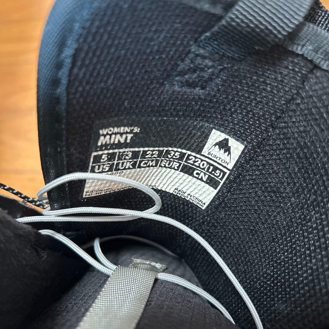 期間限定値下げBurton Mint スノーボードブーツ 子ども用 22センチ