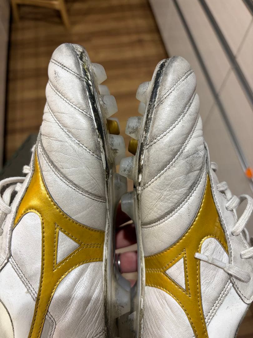 Mizuno Morelia 25.5 ホワイト/ゴールド　モレリア