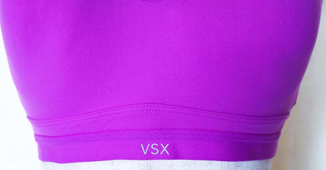 新品❤️VICTORIA'S SECRET VSX❤️紫色 Vネック スポーツブラ