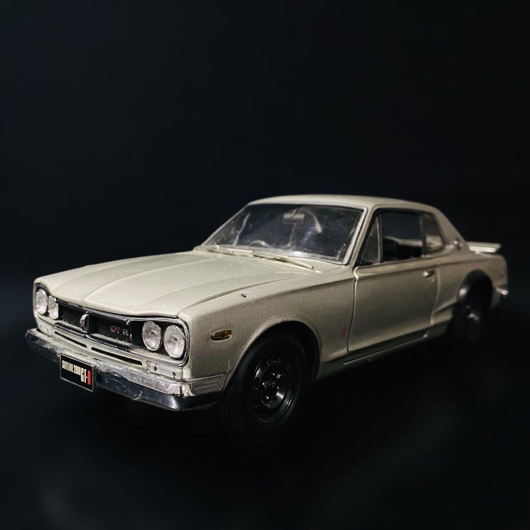 京商 1/18 日産フェアレディ240ZGマルーン スカイライン2000GT-R