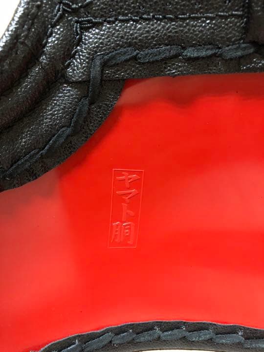 ☆剣道　希少サイズ　幼年用　赤胴　ヘリ折り返し　新品　胴紐付き☆