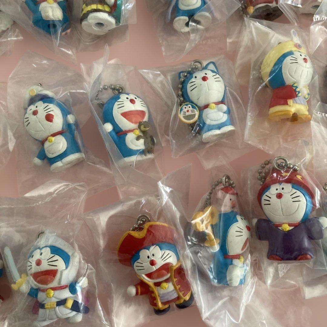 ドラえもん　あつめていっぱいドラえもん 映画　マスコット　キーホルダー