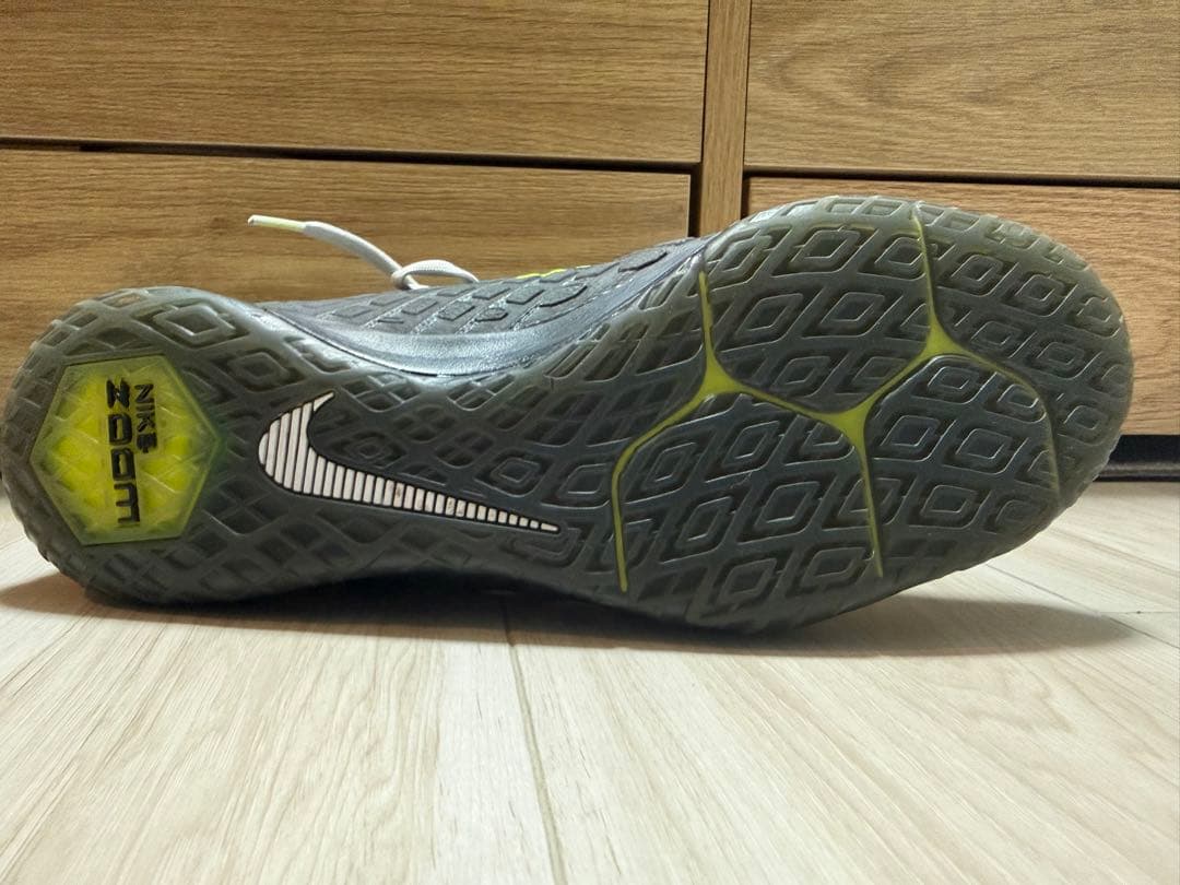 Nike フットサルシューズ　ハイパーヴェノム X プロキシモ II DF IC