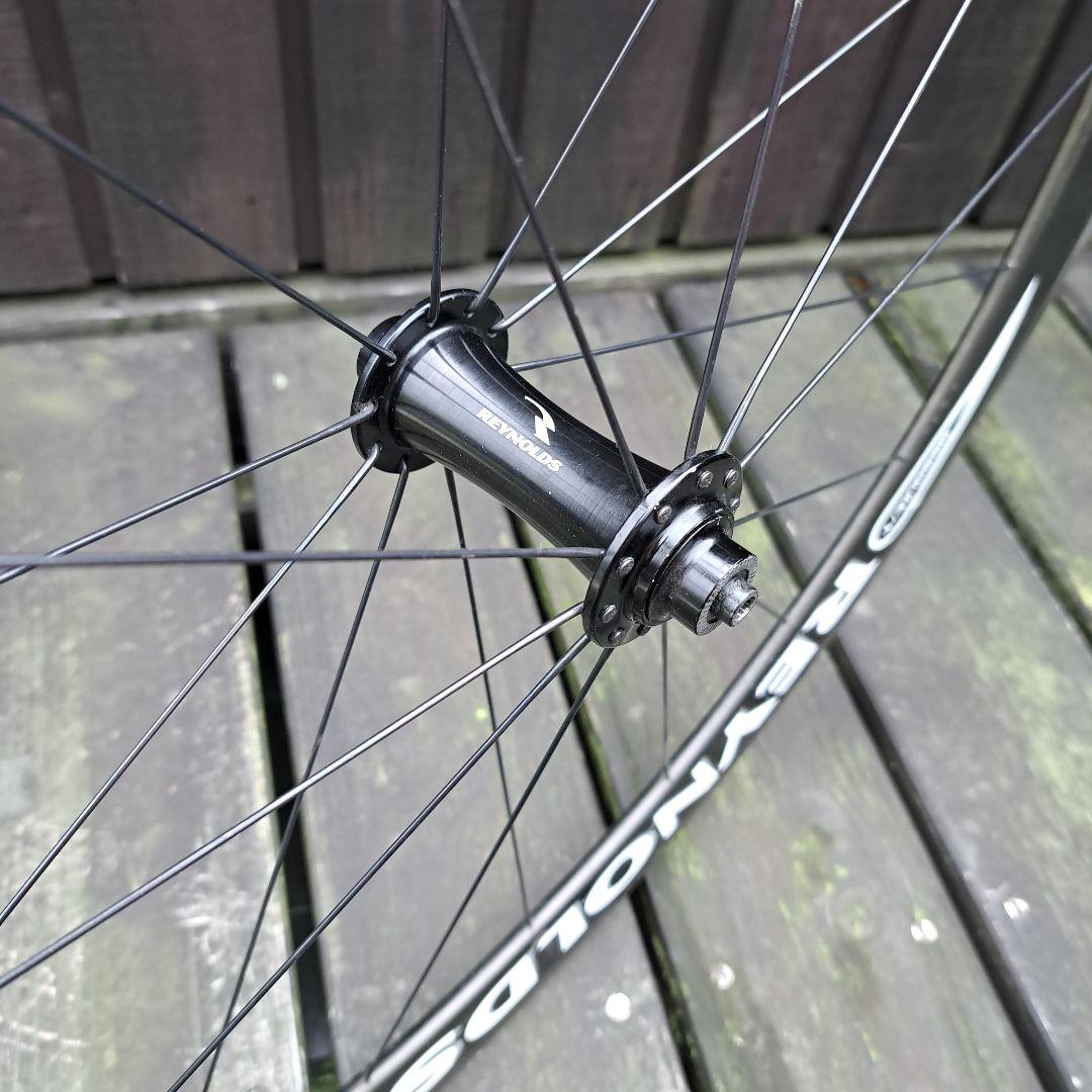 REYNOLDS アサルト チューブラータイヤ用ホイールセット