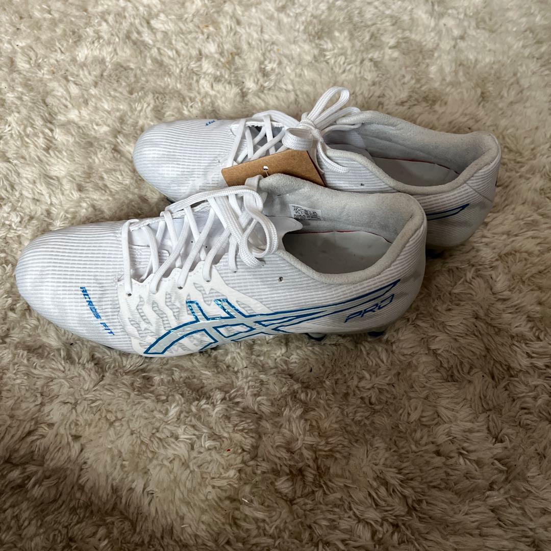 ASICS DS LIGHT ACROS PRO 3 サッカーシューズ