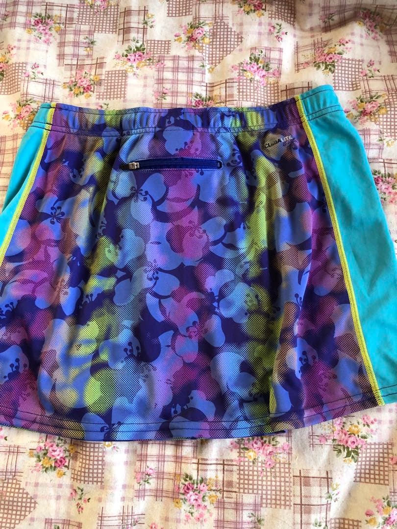 新品　アディダス　ランスカ　スコート 花　L タグ付　テニス　爽やか