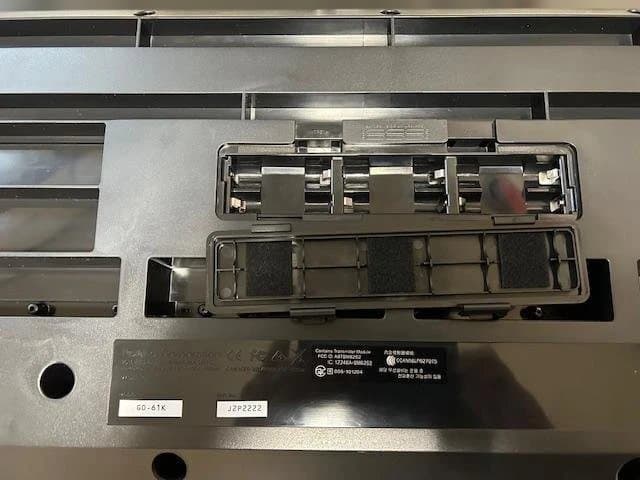 Roland GO:KEYS 赤 電子ピアノ 3回ほど使用しました。