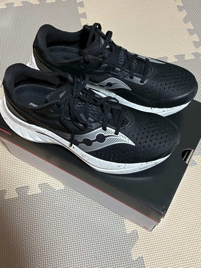 スパイク・シューズ Saucony Endorphin Speed4