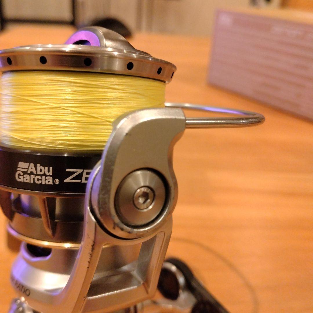 Abu Garcia ZENON 2500SH スピニングリール　ゼノン