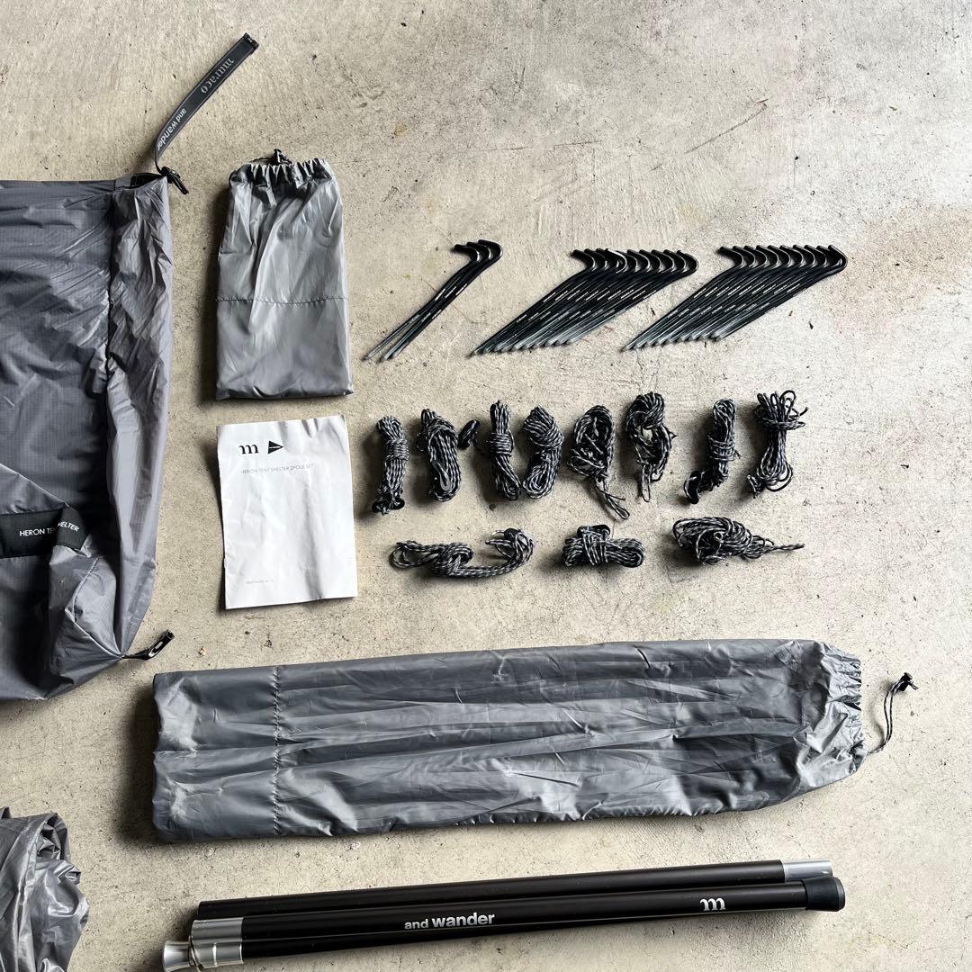 アンドワンダー ムラコ　テント　HERON 2POLE TENT グレー