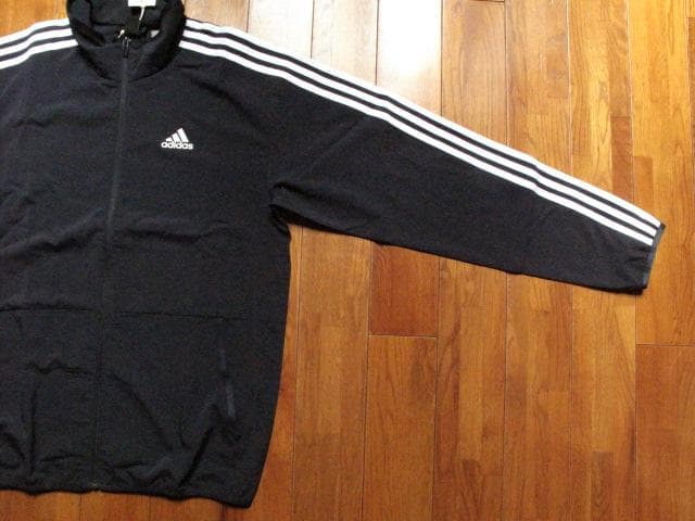 新品adidasジャージ上下セットM