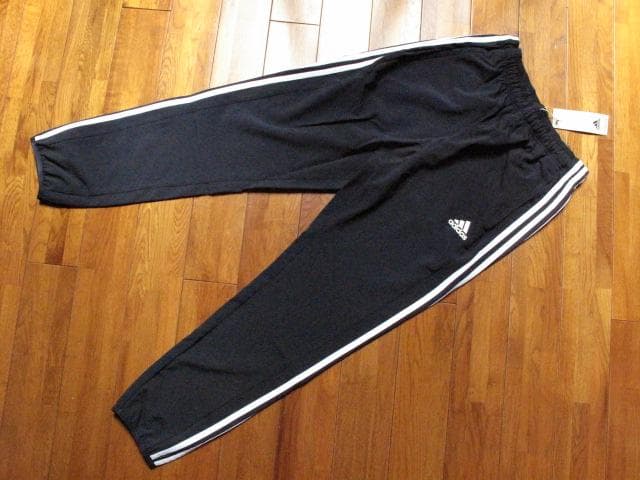 新品adidasジャージ上下セットM