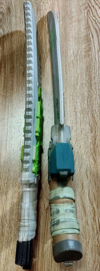 おっち　NERF ZombieStrike Macheteのみ