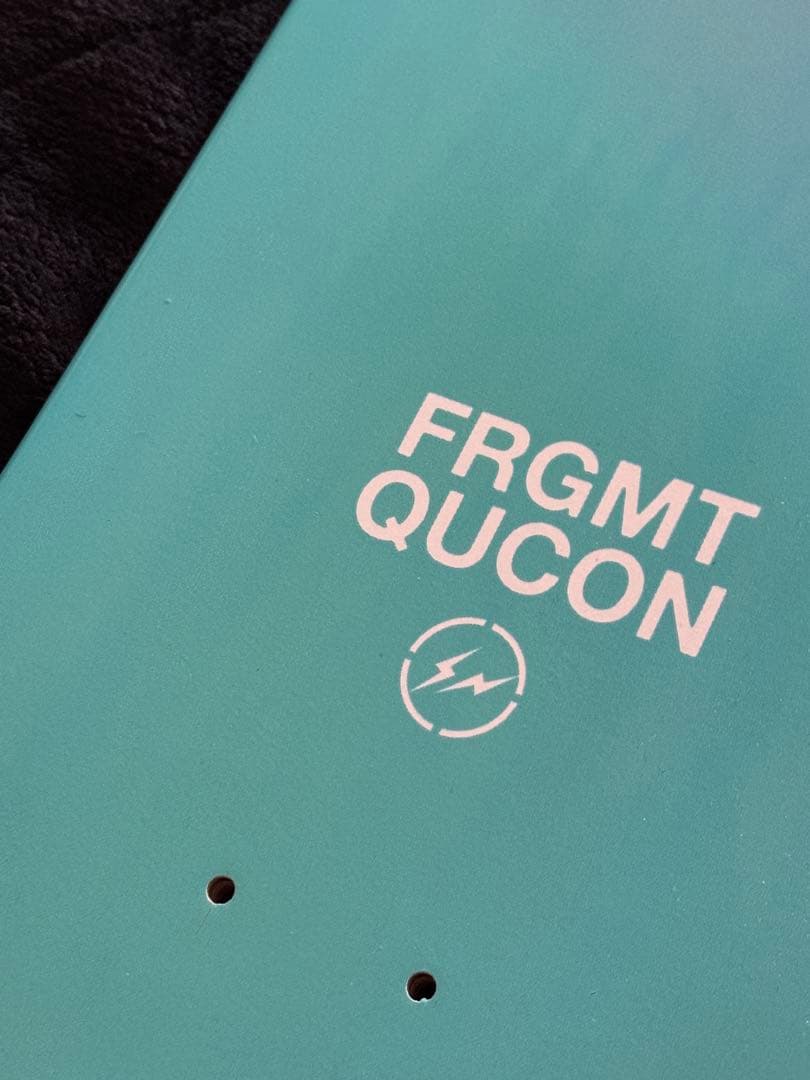 新品未使用 FRAGMENT QUCON コラボ スケートボードデッキ