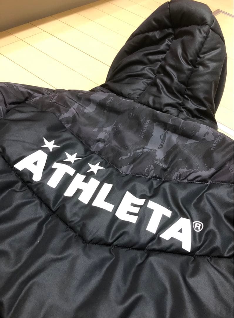◉価格相談可◉ATHLETA アレスタベンチコート　カモフラ迷彩柄風スポーツ観戦