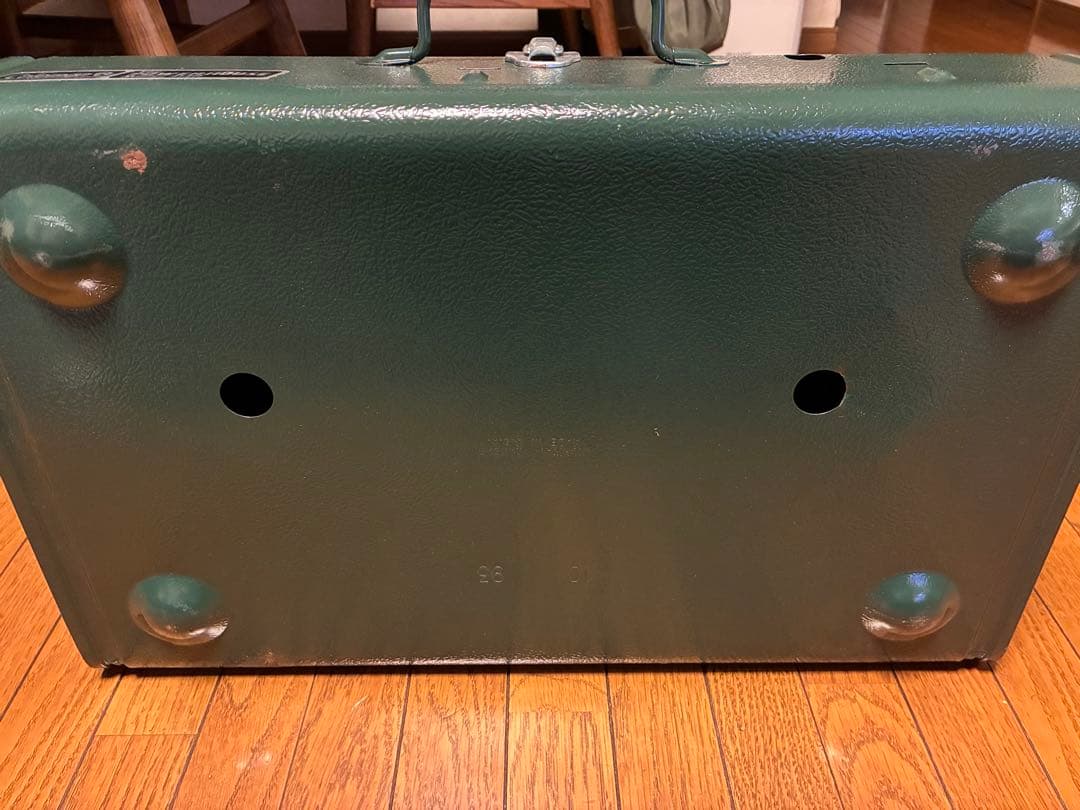 Coleman ツーバーナー　パワーハウス413H　イージーポンピング付き