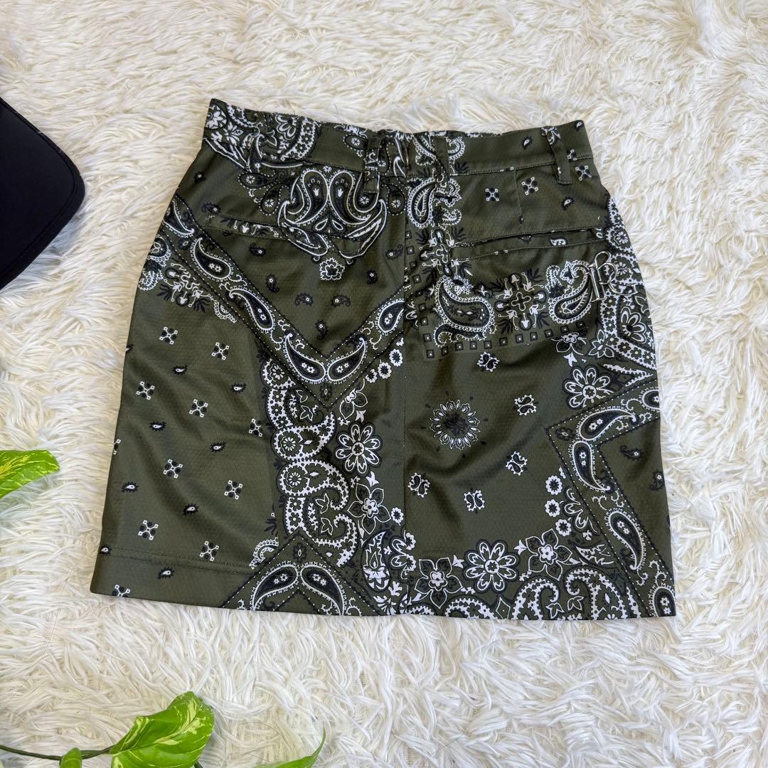 【1PIU1UGUALE3 GOLF】美品♡ペイズリー柄スカート カーキ Ⅰ