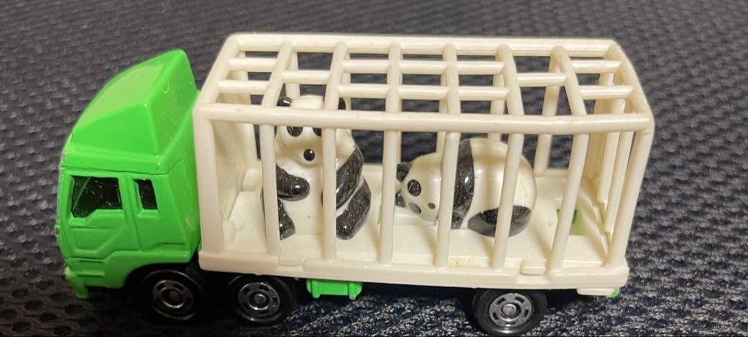 トミカ ミニカーセット 動物、魚運搬車セット　9台　廃盤含む
