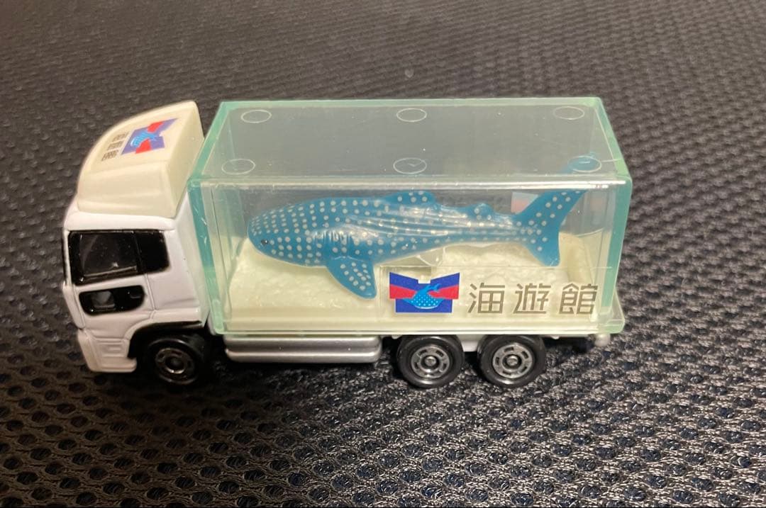 トミカ ミニカーセット 動物、魚運搬車セット　9台　廃盤含む