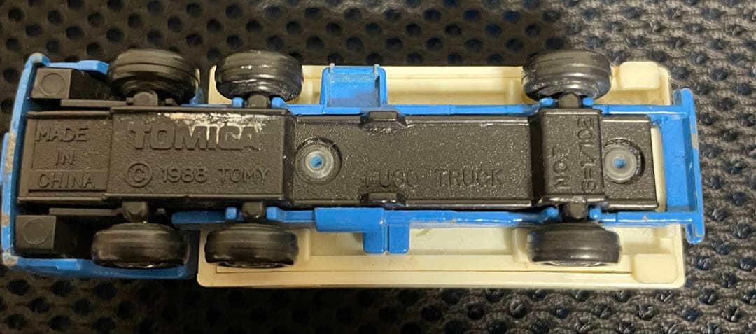トミカ ミニカーセット 動物、魚運搬車セット　9台　廃盤含む