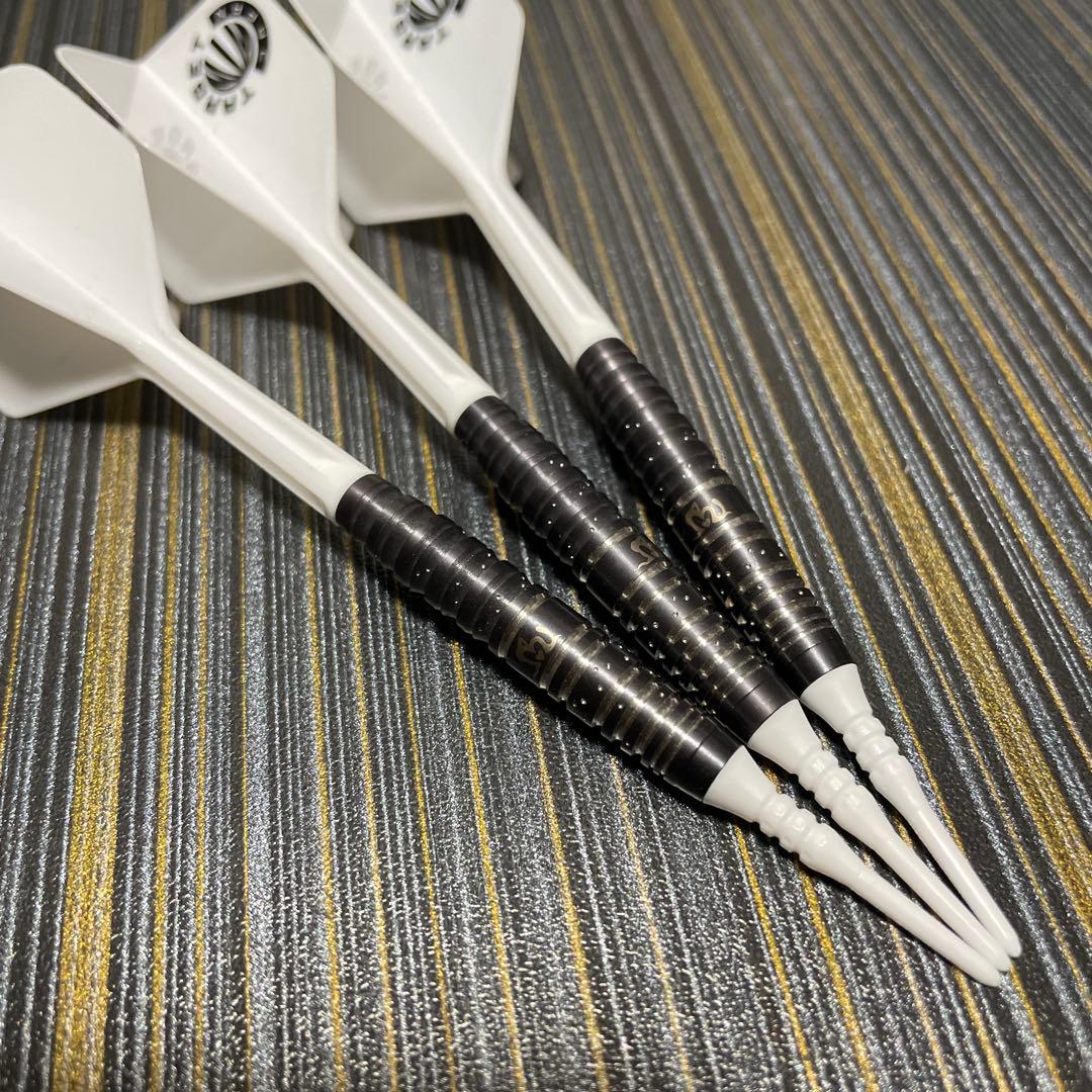 定価15000円 ソフトダーツ マヨ MAYO g6 ハイブ リミテッド