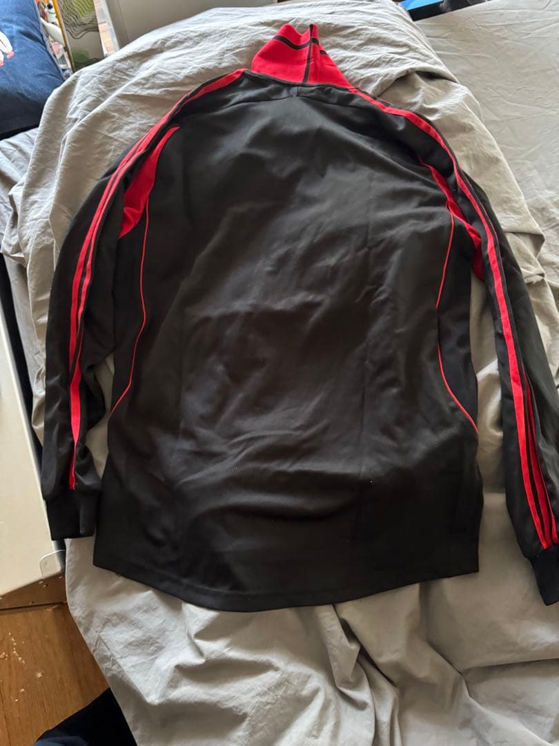 AC Milan adidas 長袖ジャージ 黒赤 OPEL