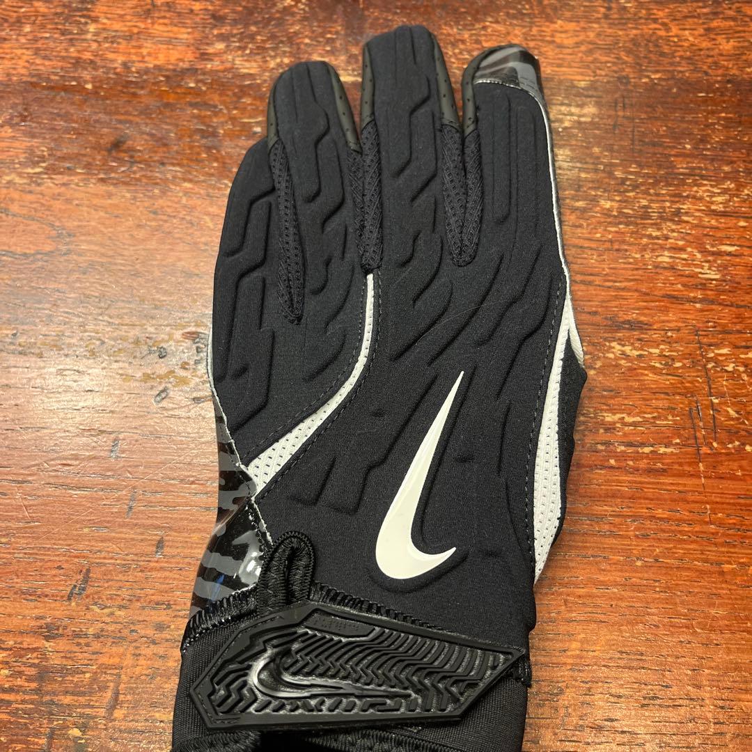 Nike アメリカンフットボール グローブ 黒 新品未使用