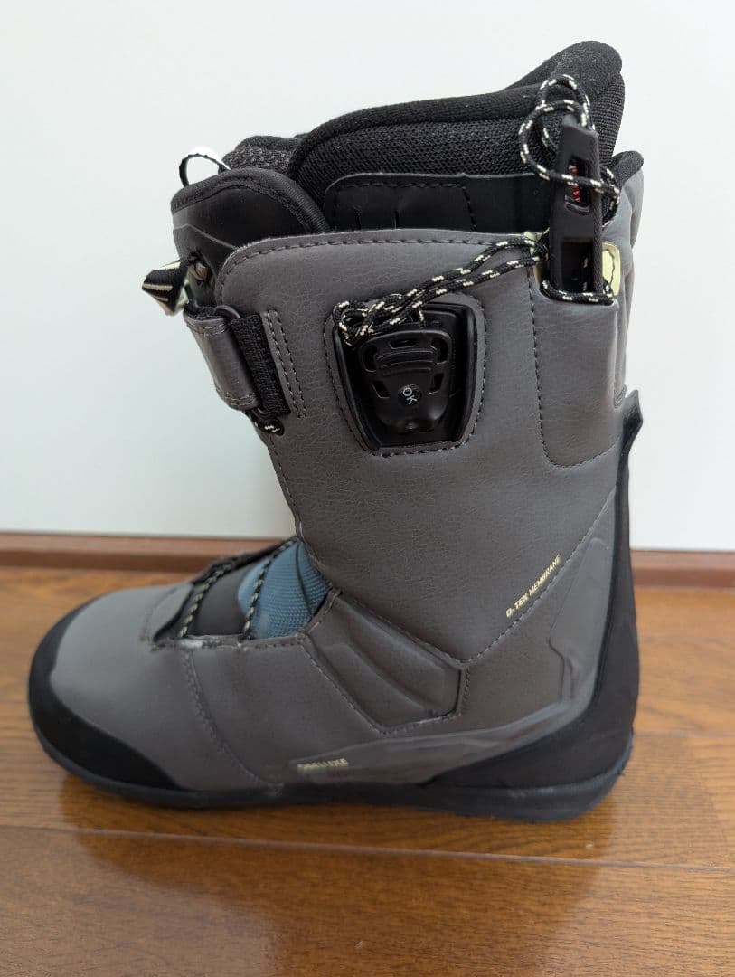 まじん2324DEELUXE EDGEPRO 26.5美品+新品インソール
