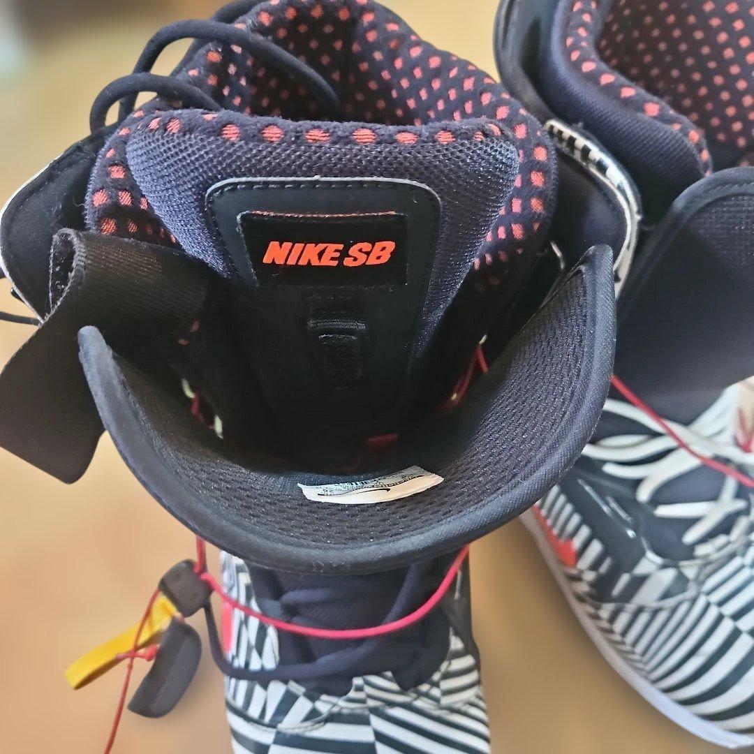 Nike SB 激レア　スノーボードブーツ 26cm　US8　大幅値下げ