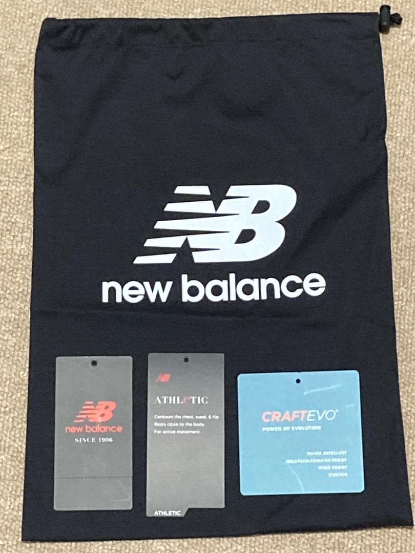 new balance レインウェア 黒/グレー