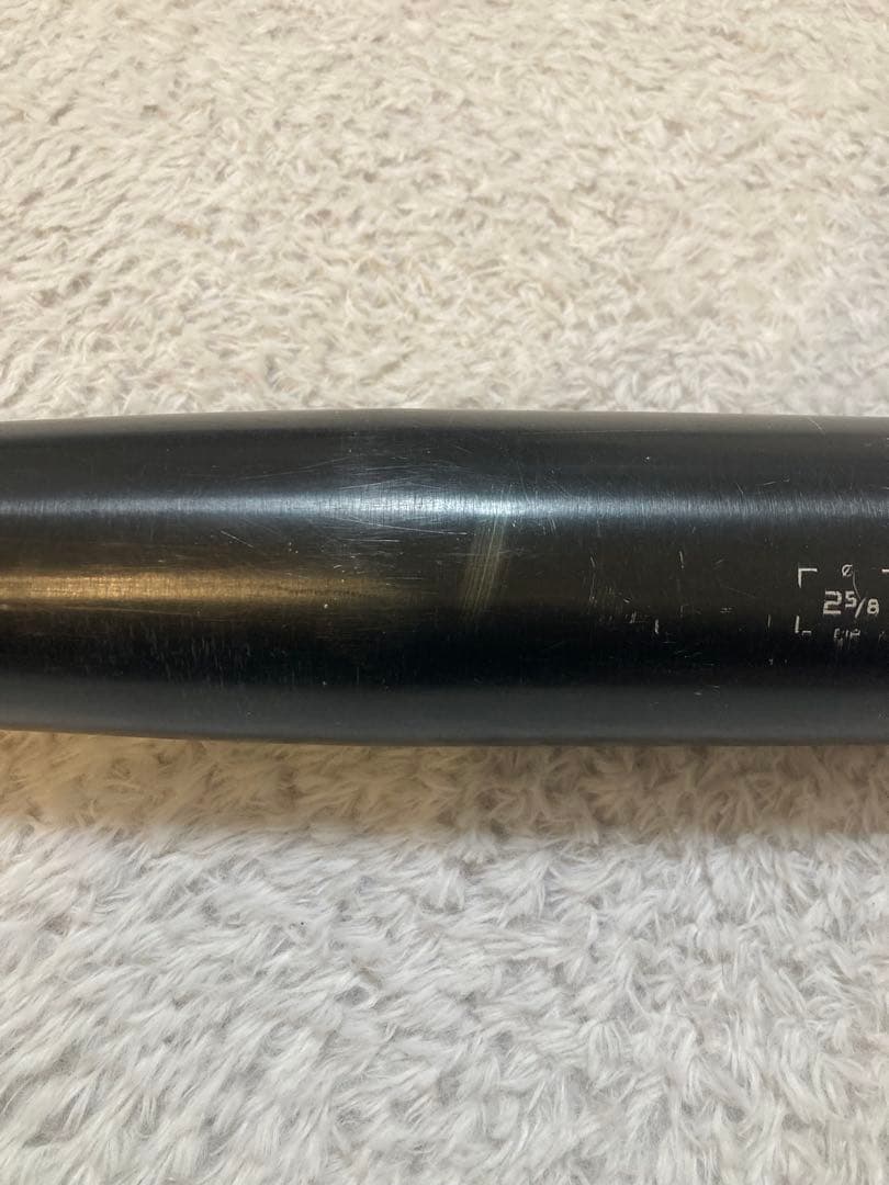 中学硬式用 イーストン BLACK MAGIC 83cm 820g