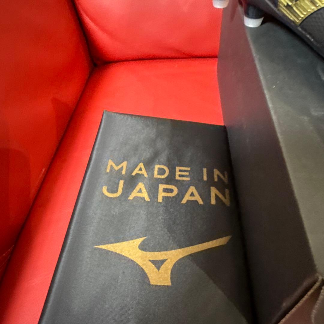 伝説のモレリアネオ4ベータJAPAN26.0cm黒金