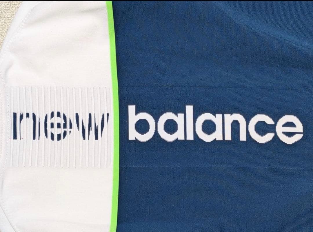 美品 NEWBALANCE ニューバランス ゴルフウェア ニットセーター メンズ