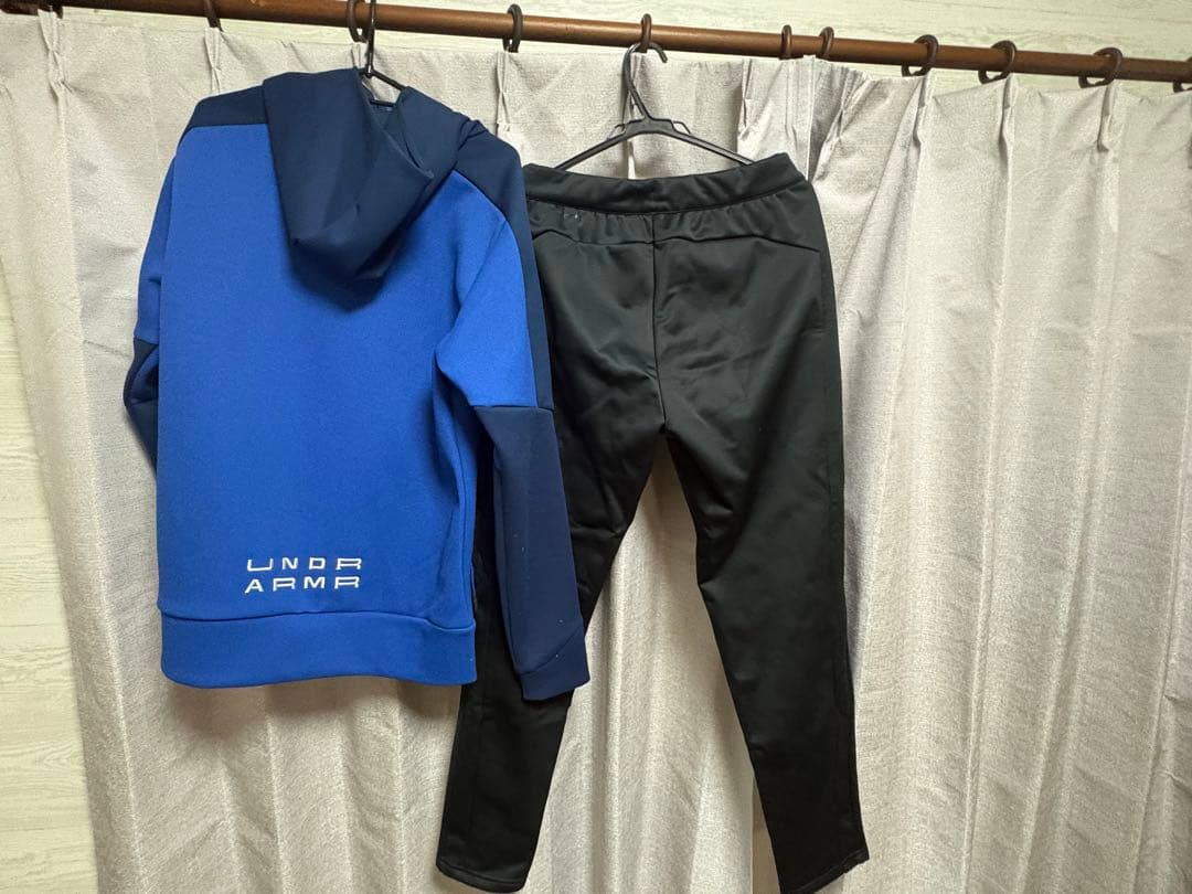 Under Armour ジャージ上下セット 青/黒