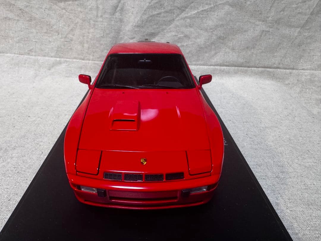 Porsche 924 Carrera GT 1980 赤