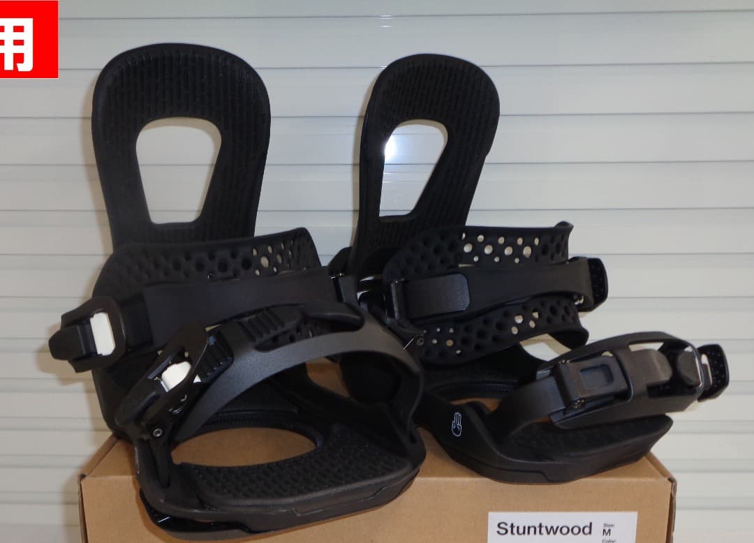 Bataleon STUNTWOOD 22-23 Mサイズ ビンディング 新品