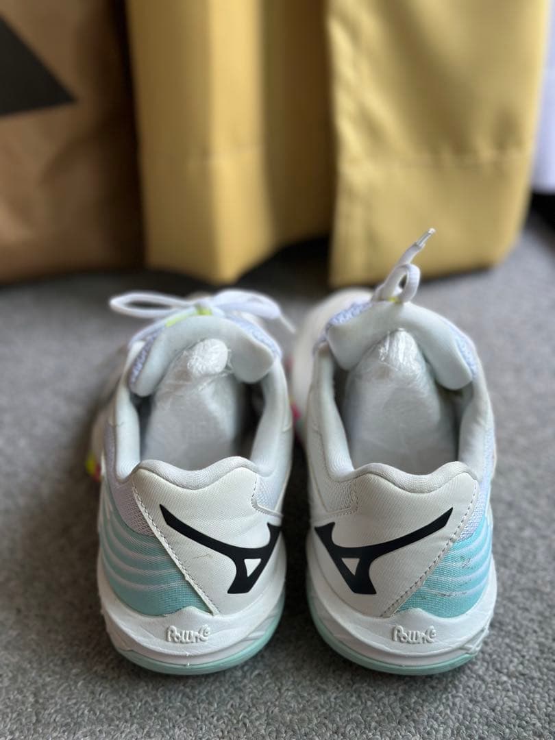 Mizuno Wave Mirage 3 バドミントンシューズ　24cm