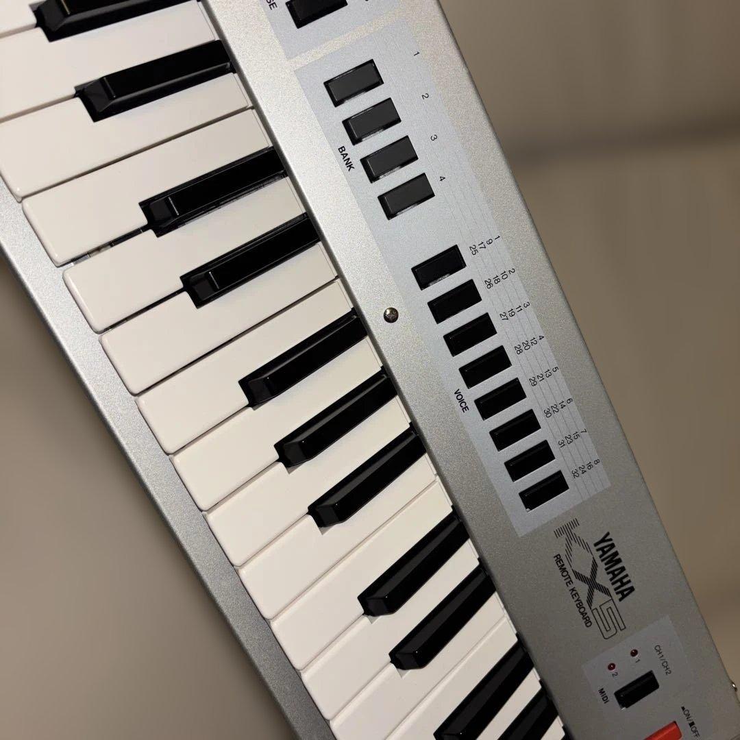 YAMAHA KX-5 ショルダーキーボード