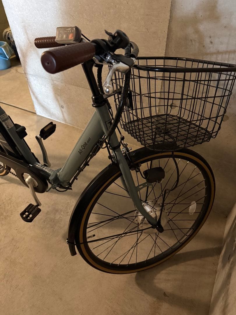 電動アシスト自転車 グレー ブラウン