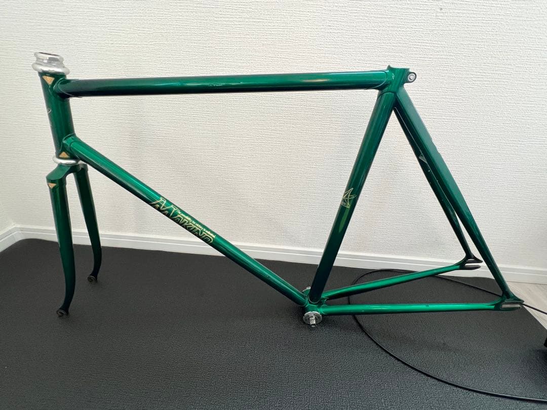 m*n様 【最終値下げ】マキノ　MAKINO NJS 競輪　フレーム　おまけ付き