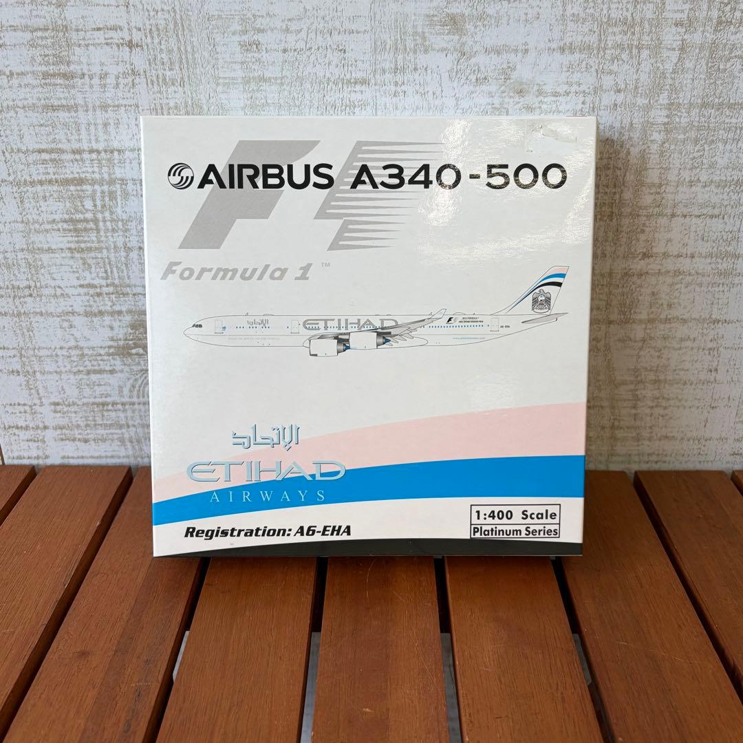希少 1/400 エティハド航空 A340-500 F1特別塗装機 ダイキャスト